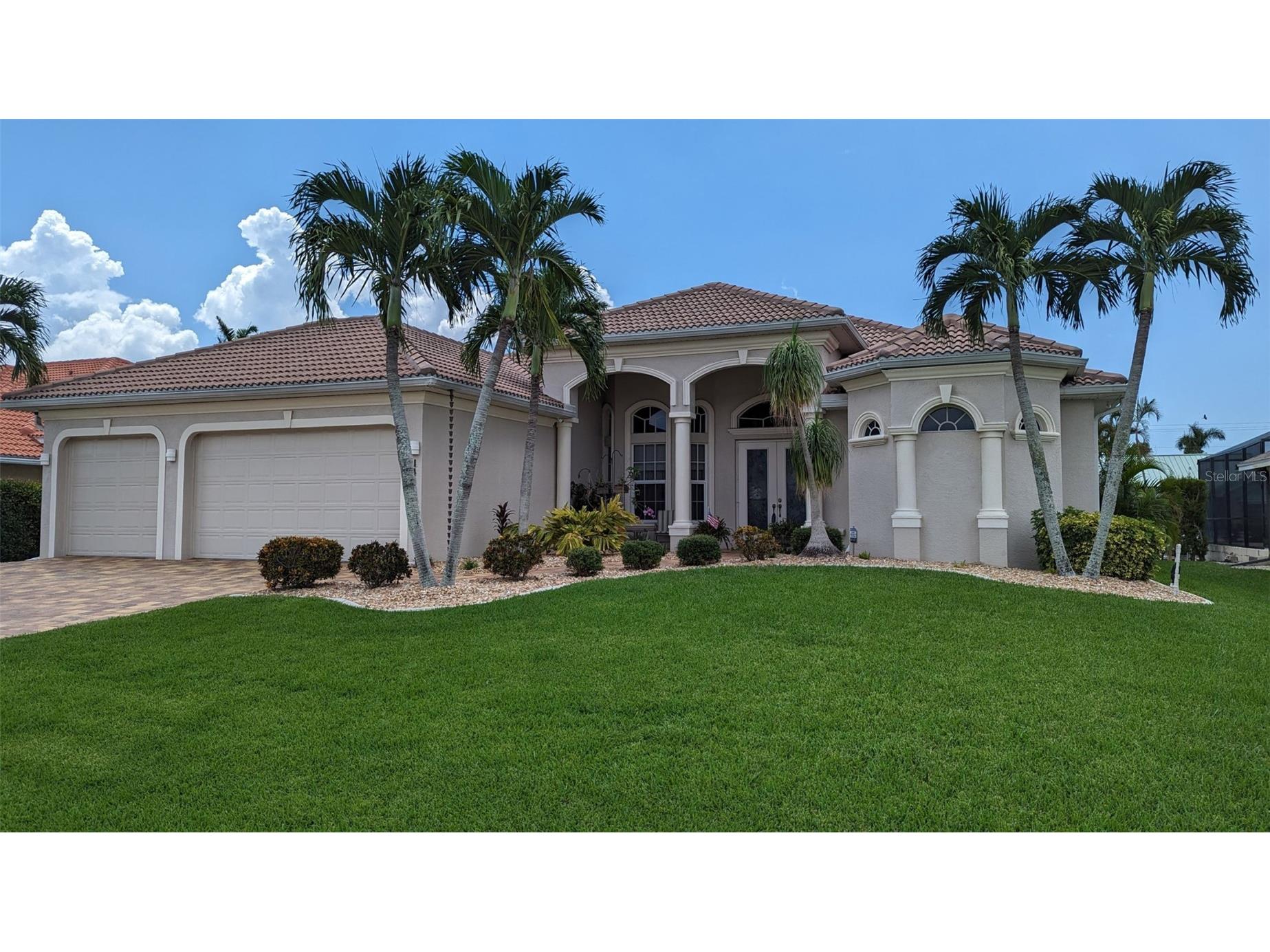 1442 SW 54th Terrace Cape Coral FL 33914 - HAMBURG CANAL TB8370202 image1