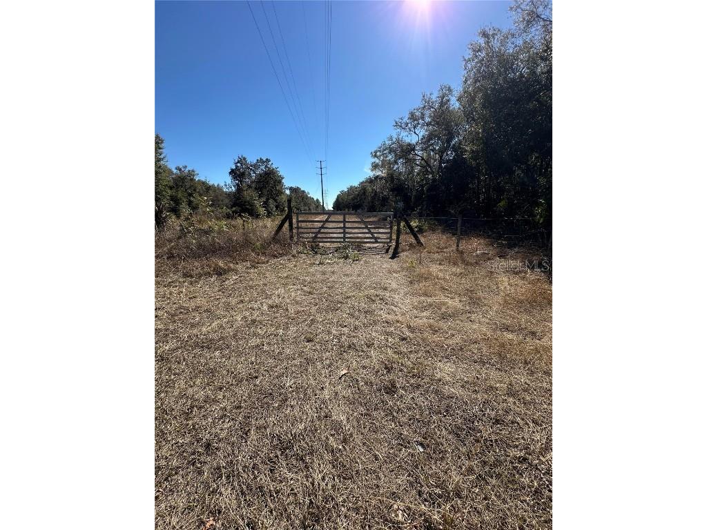 14420 W River Road Inglis FL 34449 TB8338301 image1