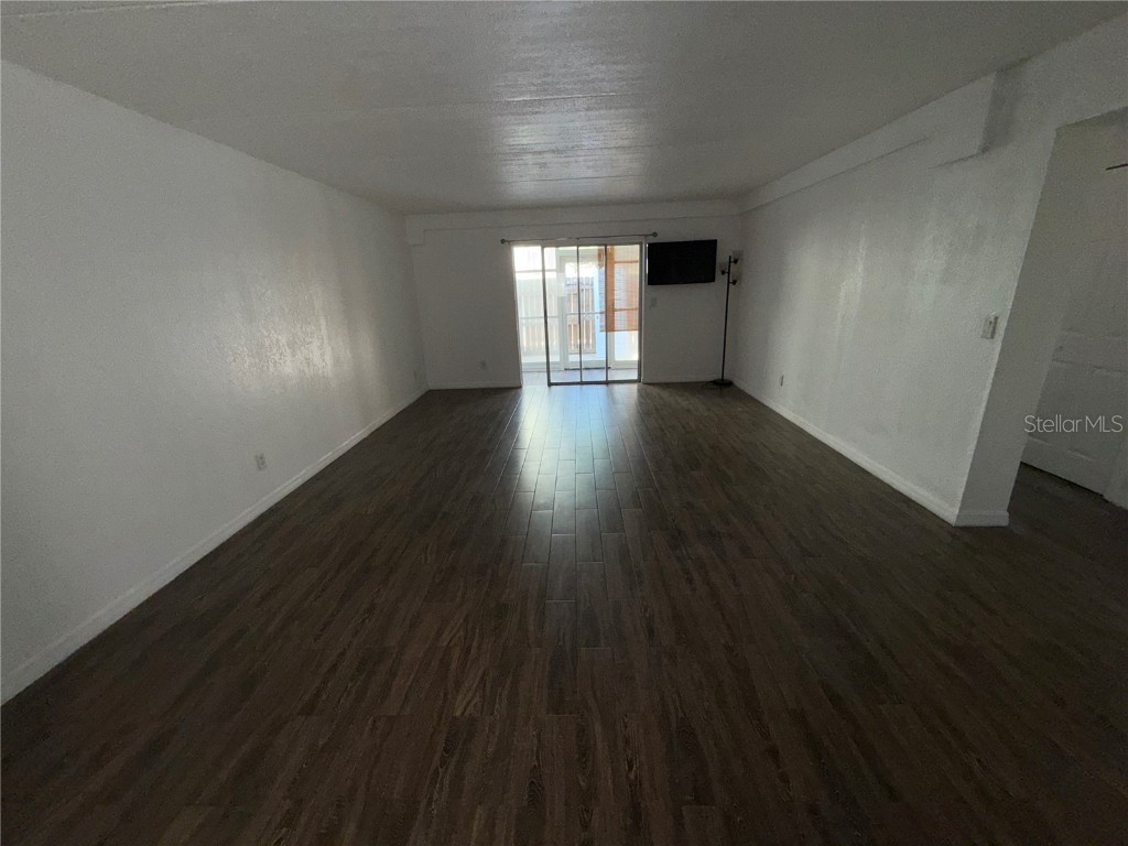 14421 Americana Circle #103 Tampa FL 33613 TB8424084 image25