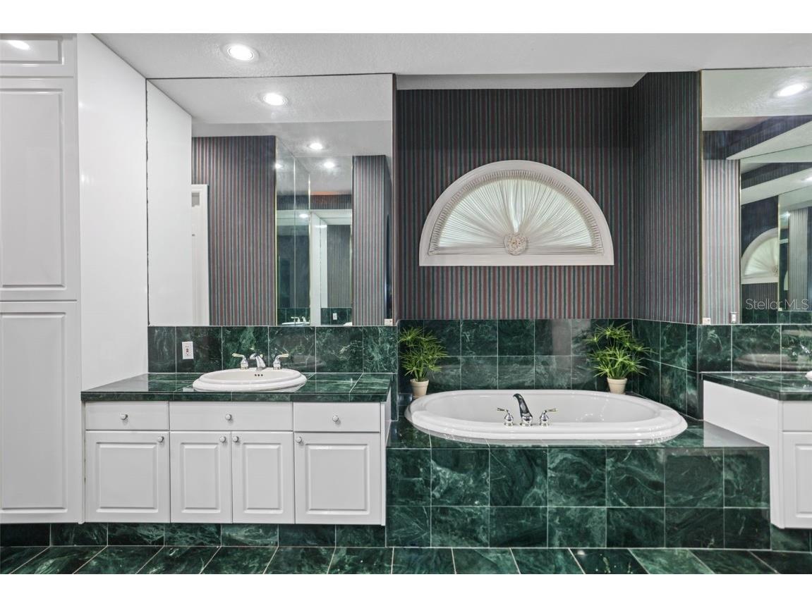 14423 Kandi Court Largo FL 33774 TB8428300 image32