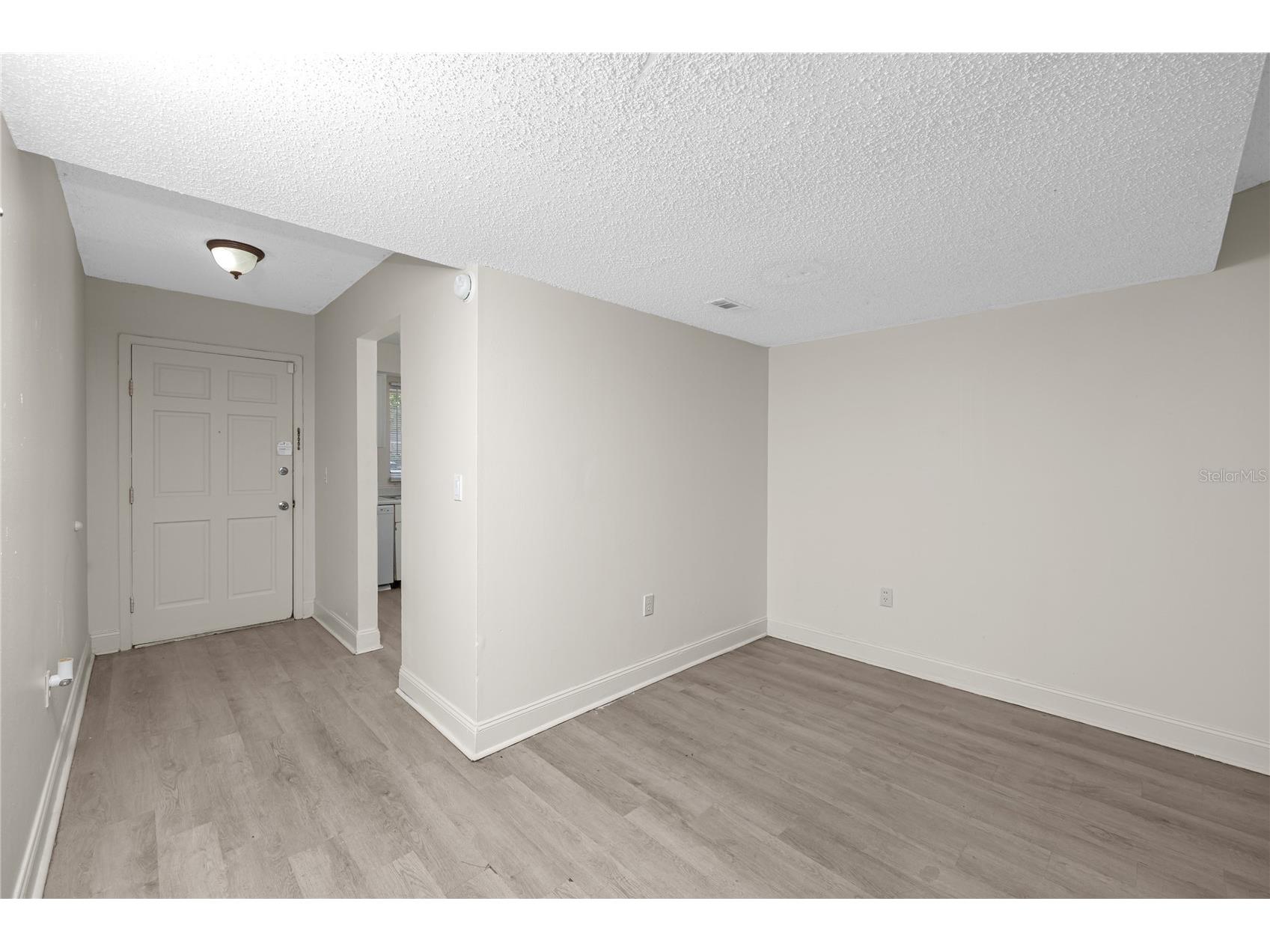 14424 Reuter Strasse Circle #104 Tampa FL 33613 TB8525526 image17