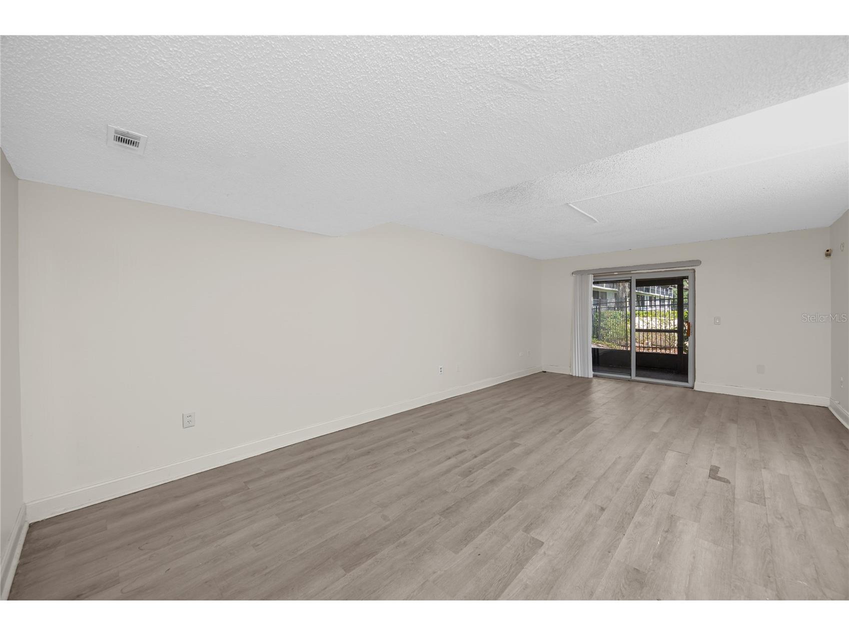 14424 Reuter Strasse Circle #104 Tampa FL 33613 TB8525526 image18