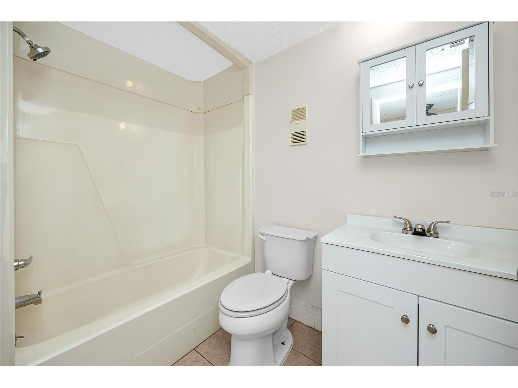 14424 Reuter Strasse Circle #104 Tampa FL 33613 TB8525526 image25