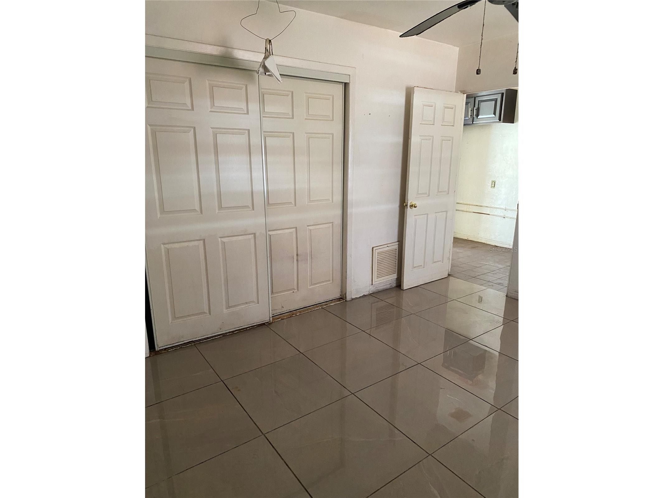 1443 5th Street S Saint Petersburg FL 33701 TB8425681 image14