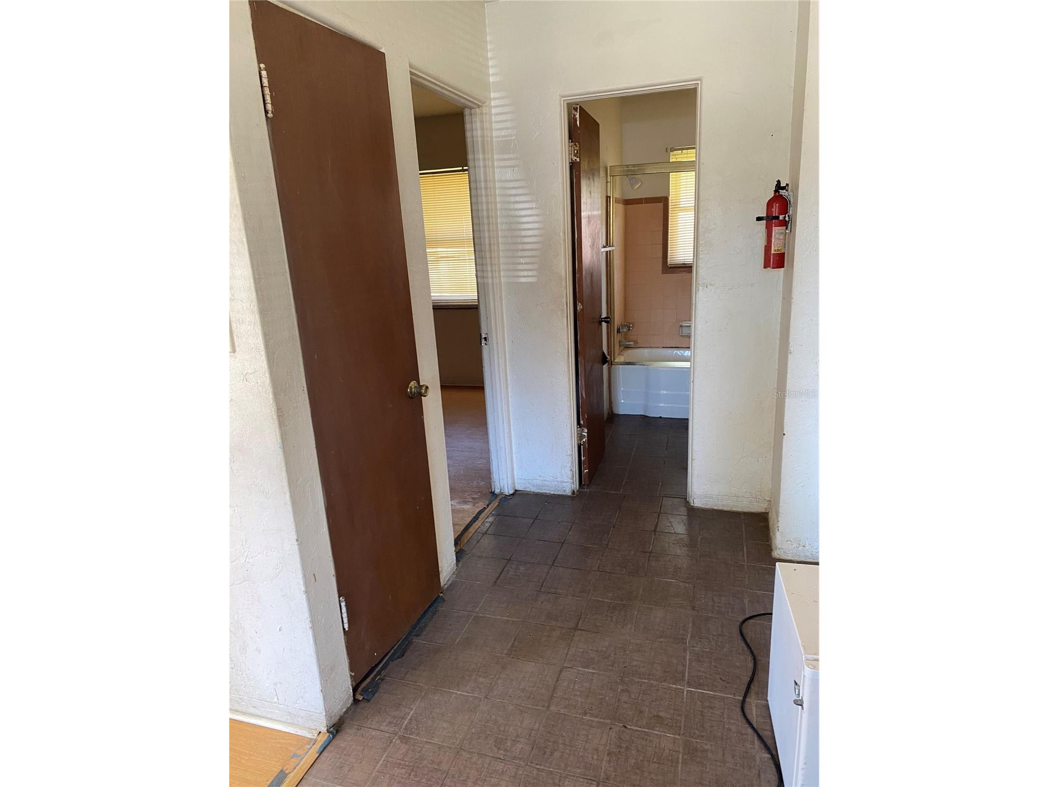 1443 5th Street S Saint Petersburg FL 33701 TB8425681 image9