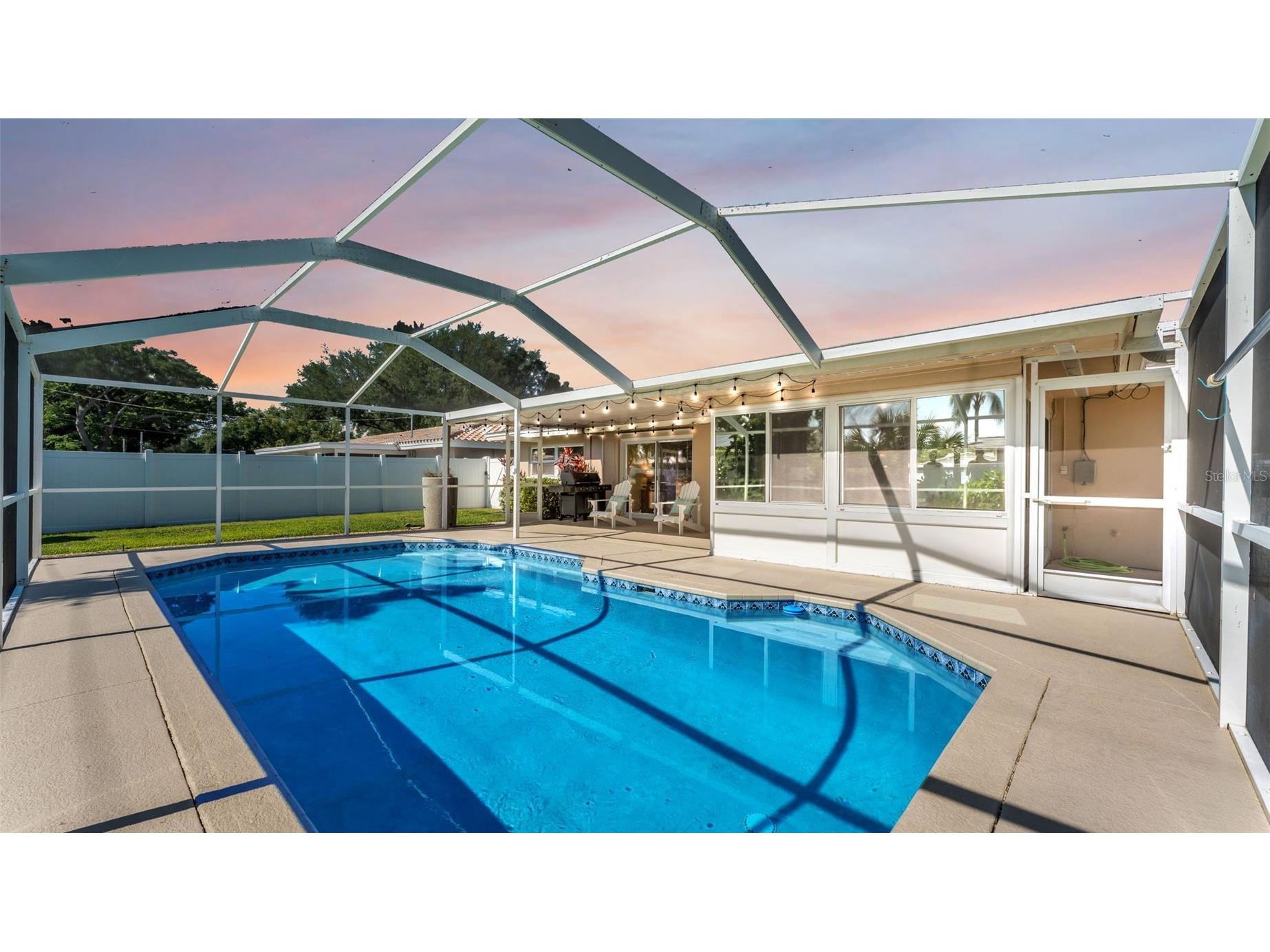 1443 Eastfield Drive Clearwater FL 33764 L4961236 image2