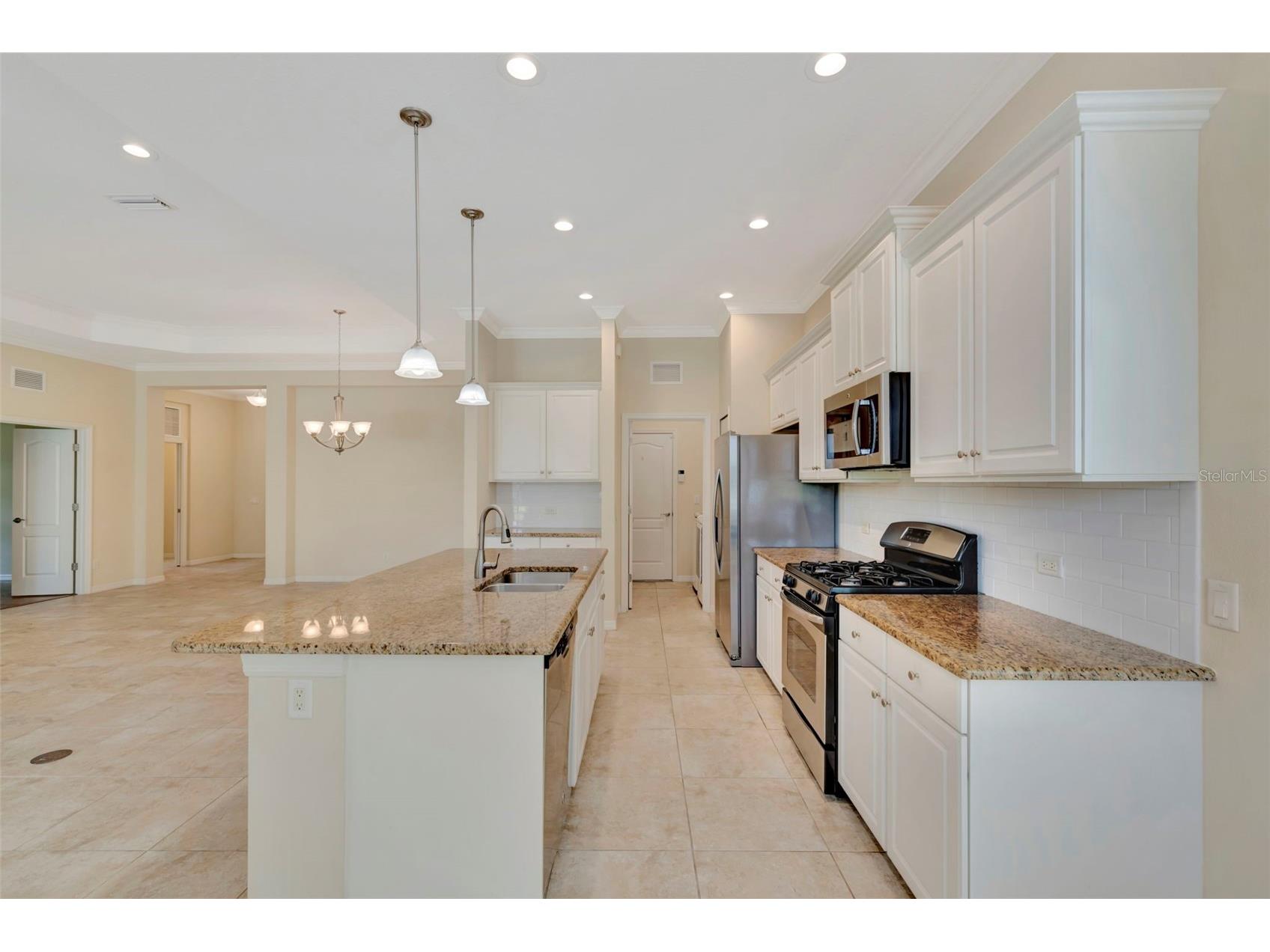 14435 Whitemoss Terrace Lakewood Ranch FL 34202 A4691774 image23