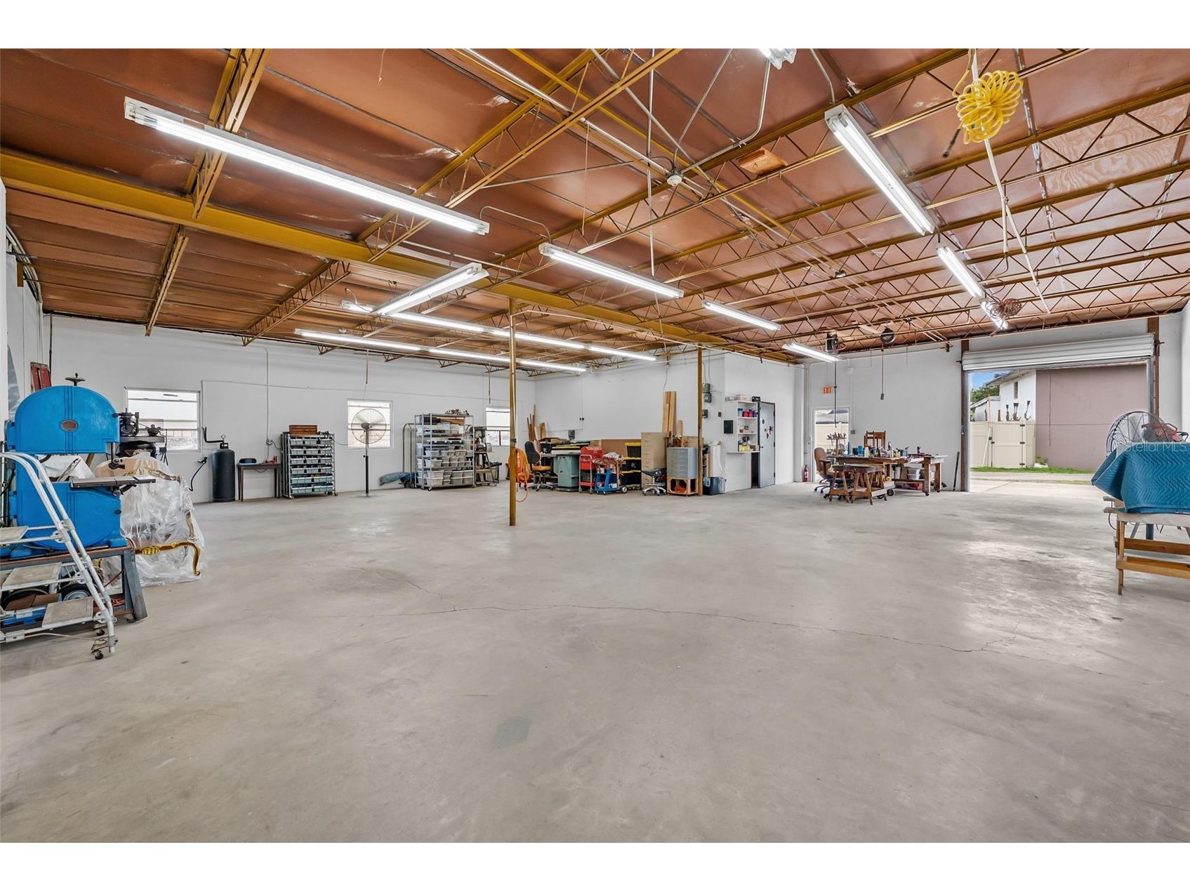 1444 19th Street N Saint Petersburg FL 33713 TB8517832 image3