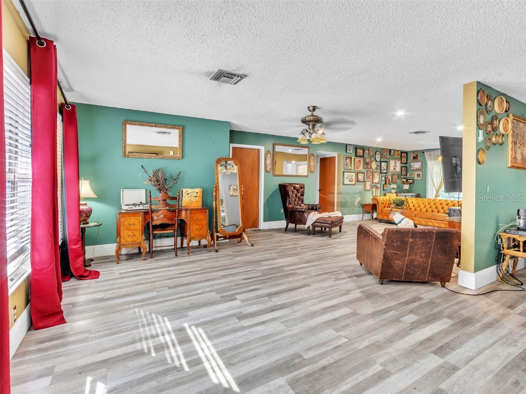 1444 Cottonwood Terrace Dunedin FL 34698 TB8451697 image5