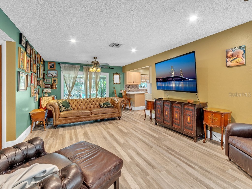 1444 Cottonwood Terrace Dunedin FL 34698 TB8451697 image7