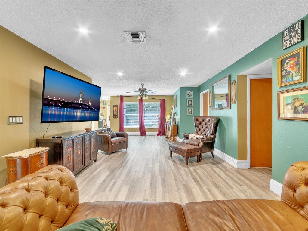 1444 Cottonwood Terrace Dunedin FL 34698 TB8451697 image8