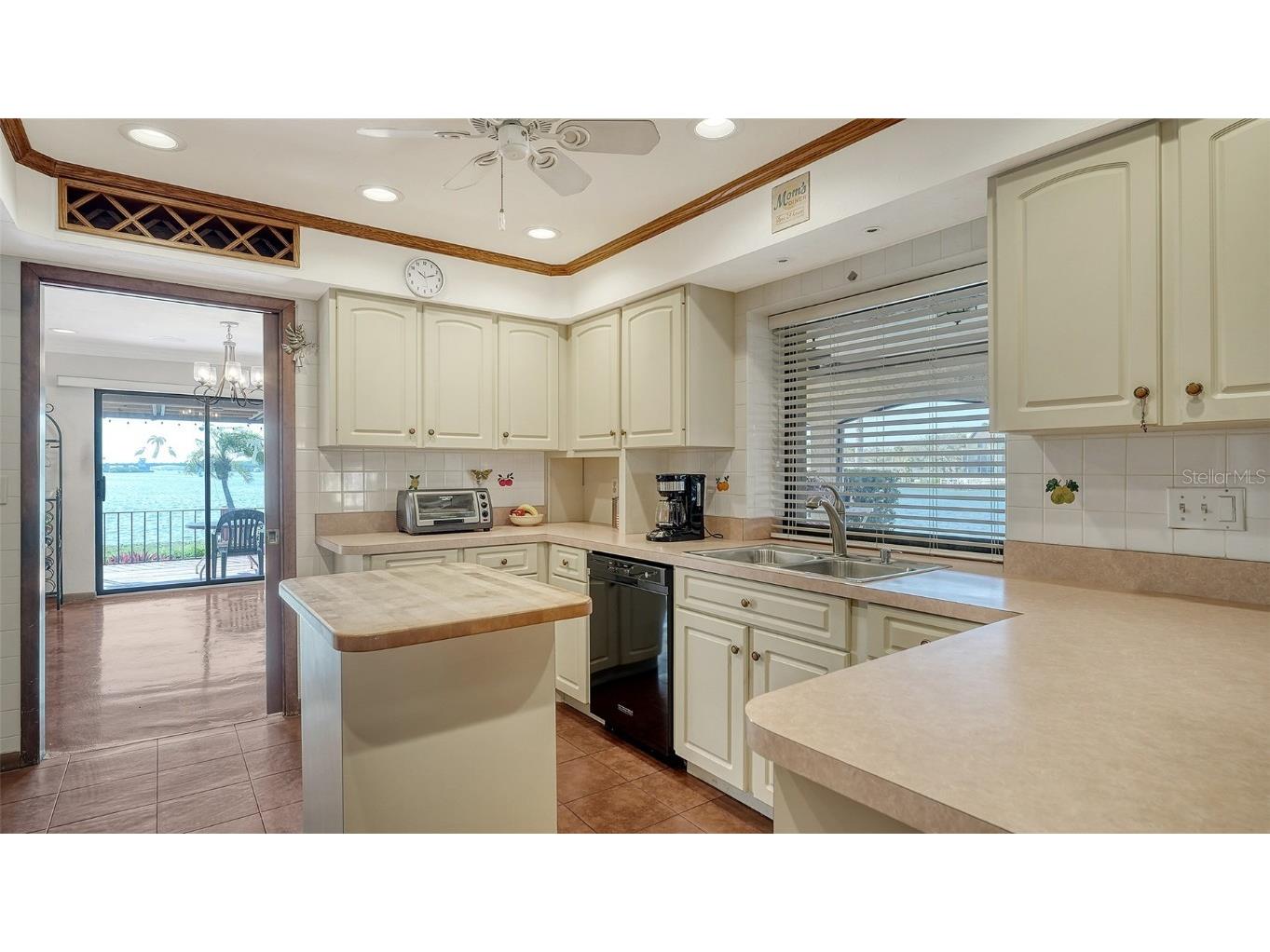 1444 Ridgewood Lane Sarasota FL 34231 A4643594 image19