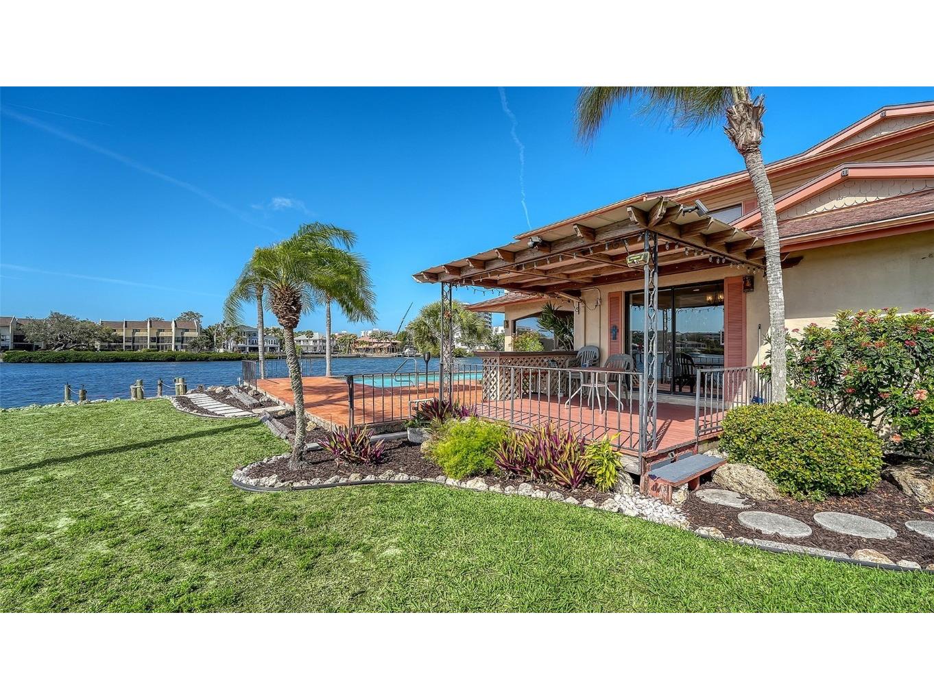 1444 Ridgewood Lane Sarasota FL 34231 A4643594 image30