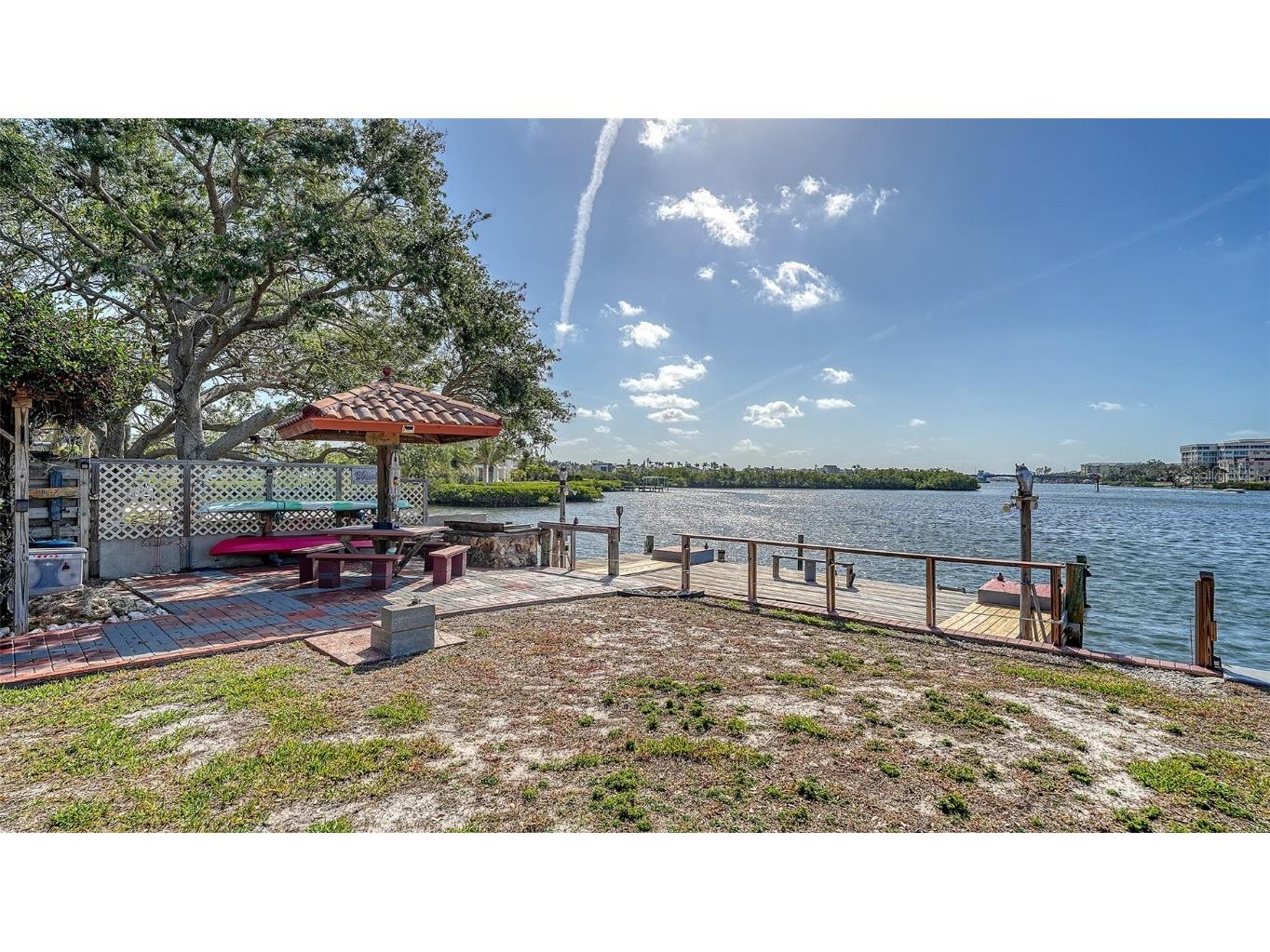 1444 Ridgewood Lane Sarasota FL 34231 A4643594 image33