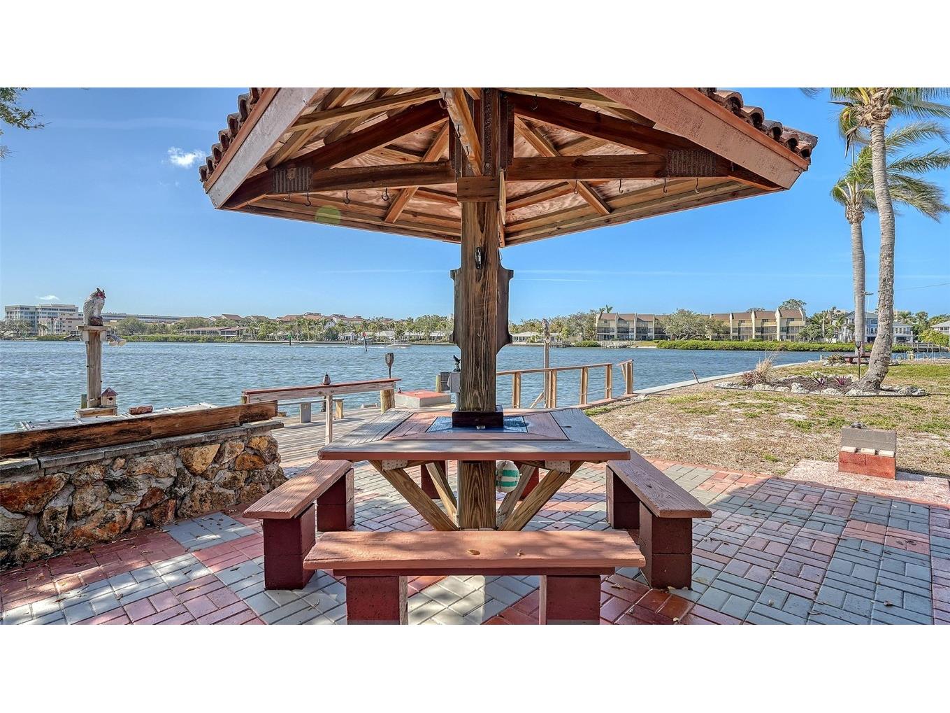 1444 Ridgewood Lane Sarasota FL 34231 A4643594 image35