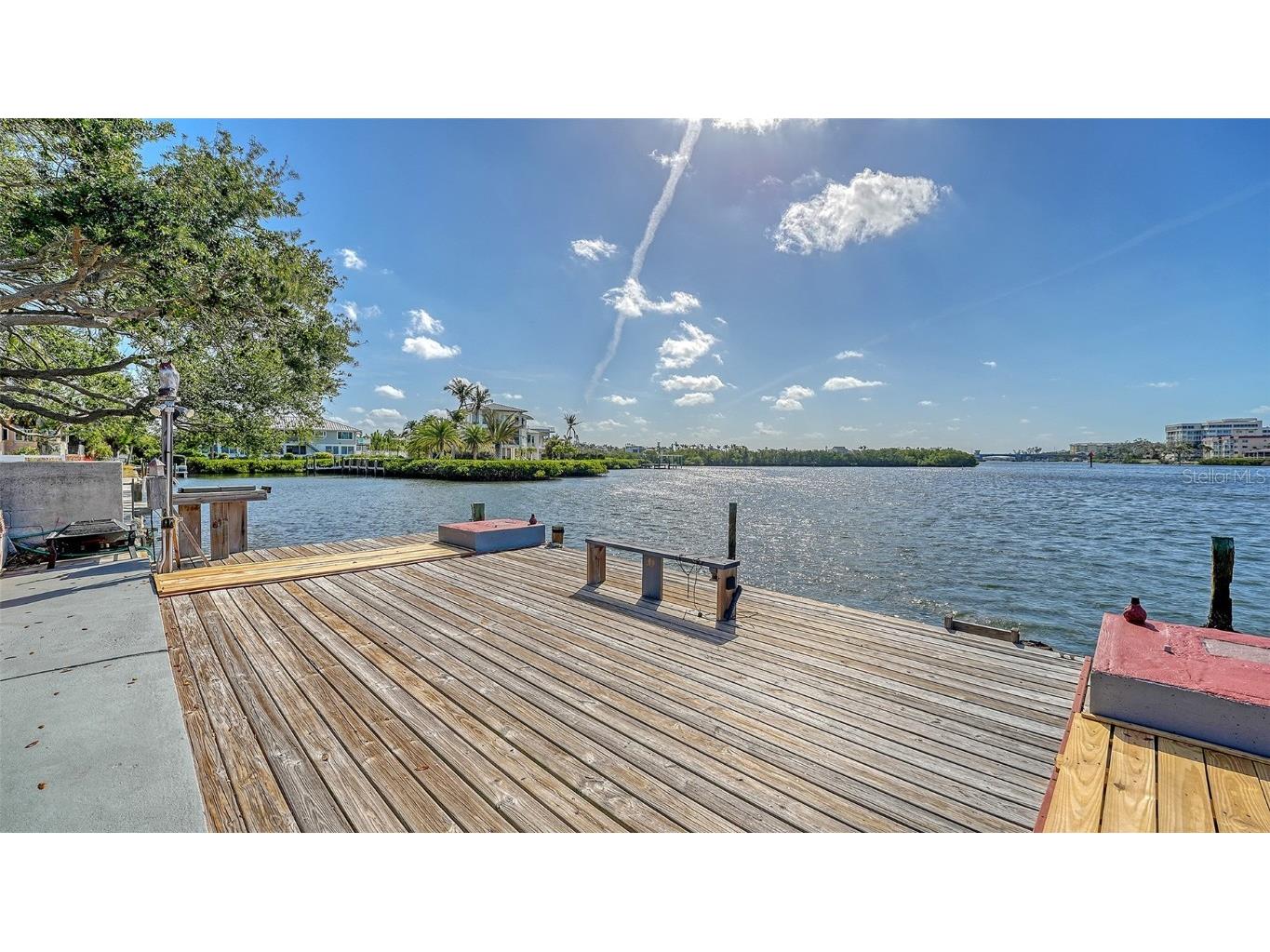 1444 Ridgewood Lane Sarasota FL 34231 A4643594 image37