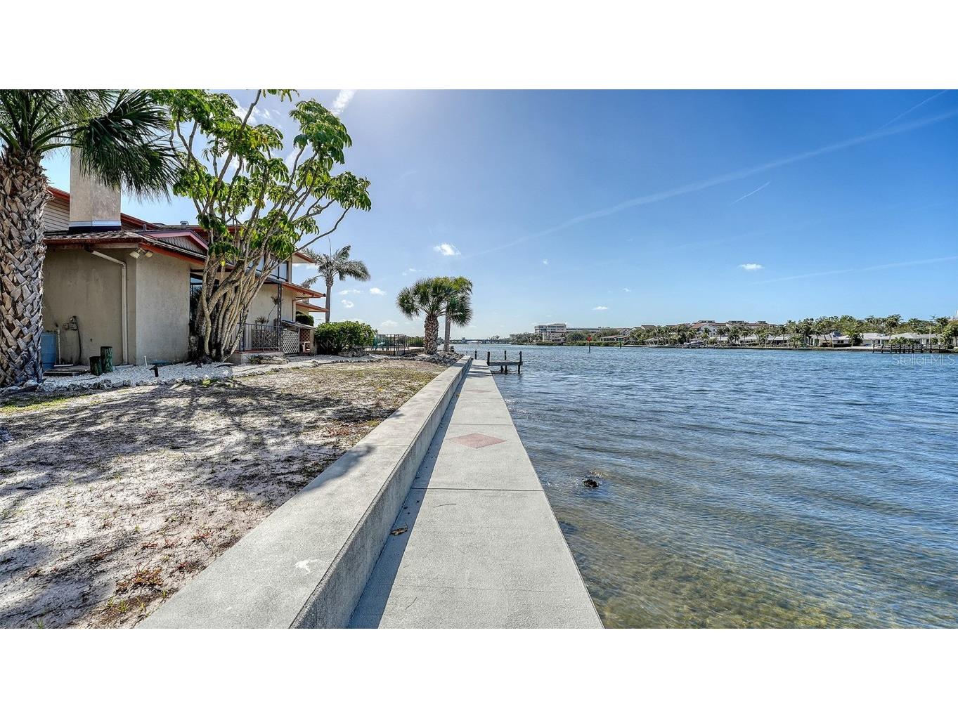 1444 Ridgewood Lane Sarasota FL 34231 A4643594 image42