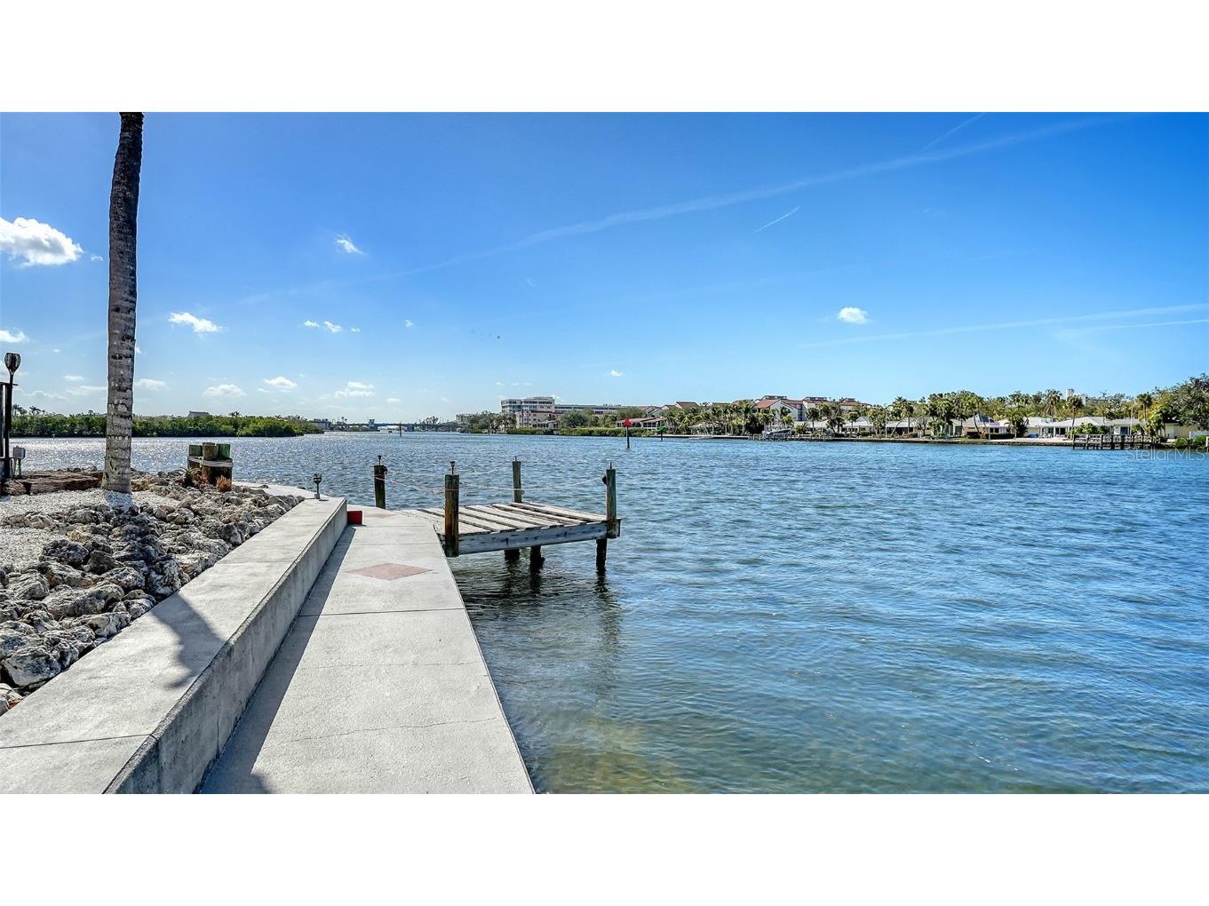 1444 Ridgewood Lane Sarasota FL 34231 A4643594 image43