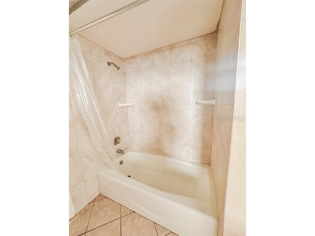 1444 Strada D Argento Venice FL 34292 A4672833 image17