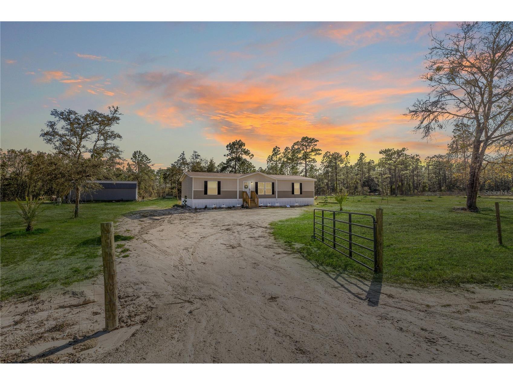 14440 SE 21st Place Morriston FL 32668 OM719815 image1