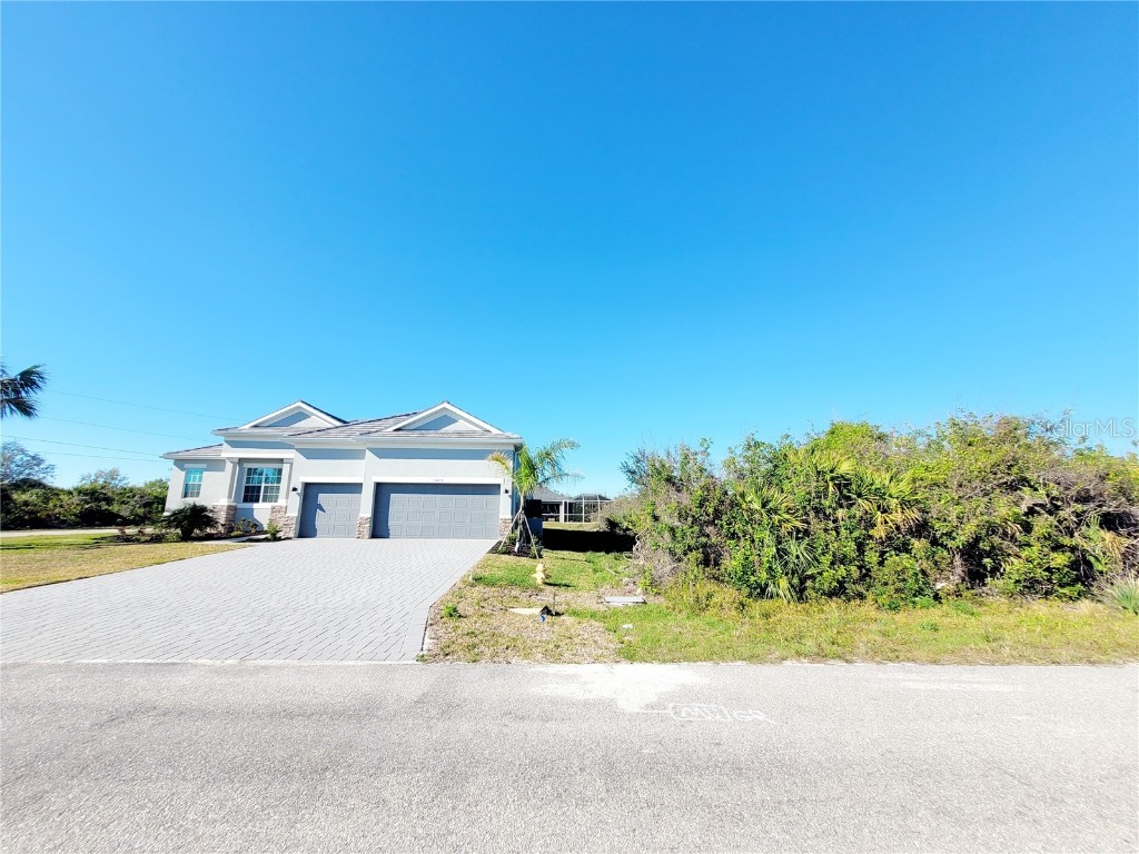 14442 Amestoy Avenue Port Charlotte FL 33981 A4644807 image3