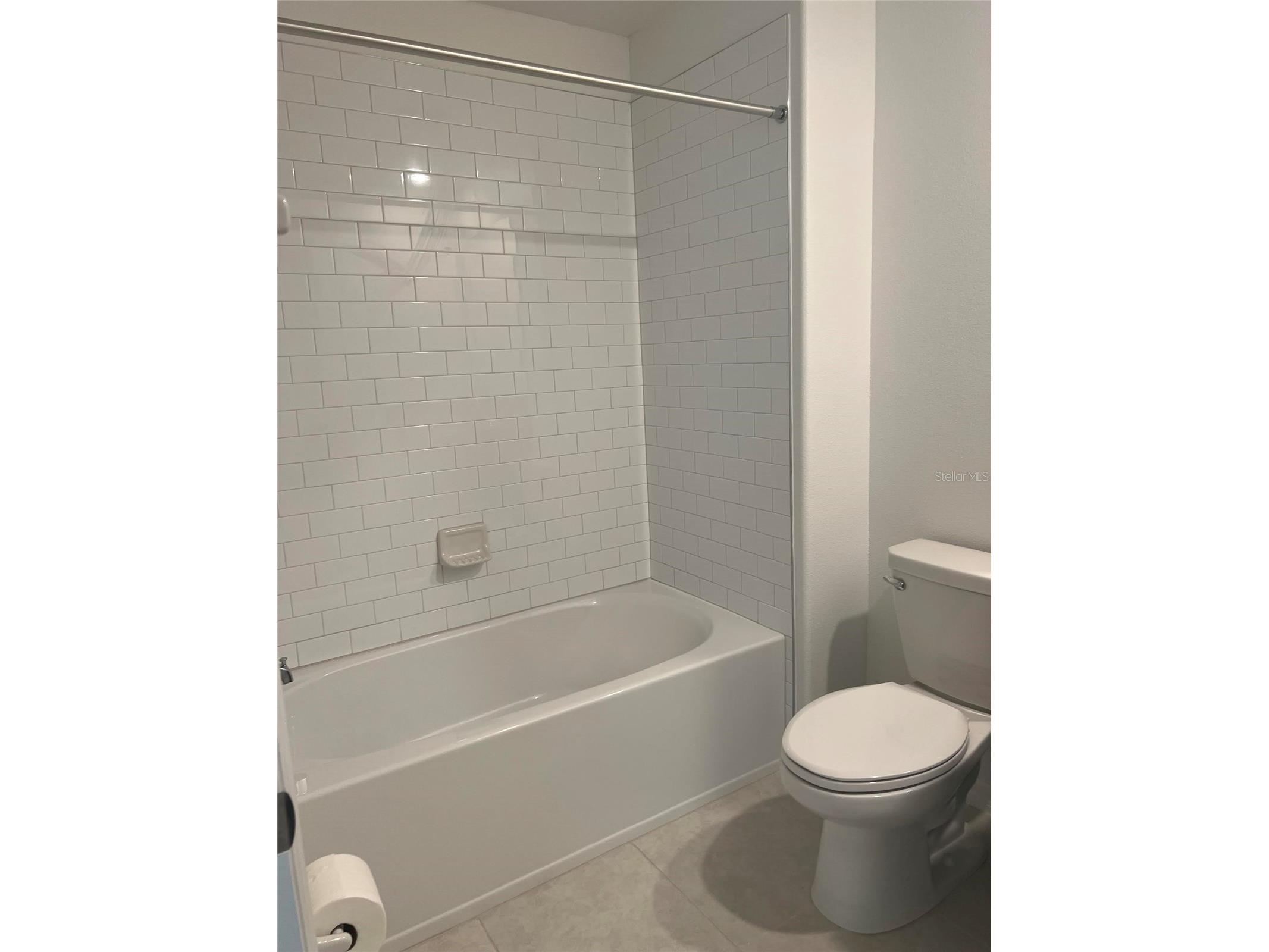 14442 Editors Note Street Ruskin FL 33573 TB8496372 image11