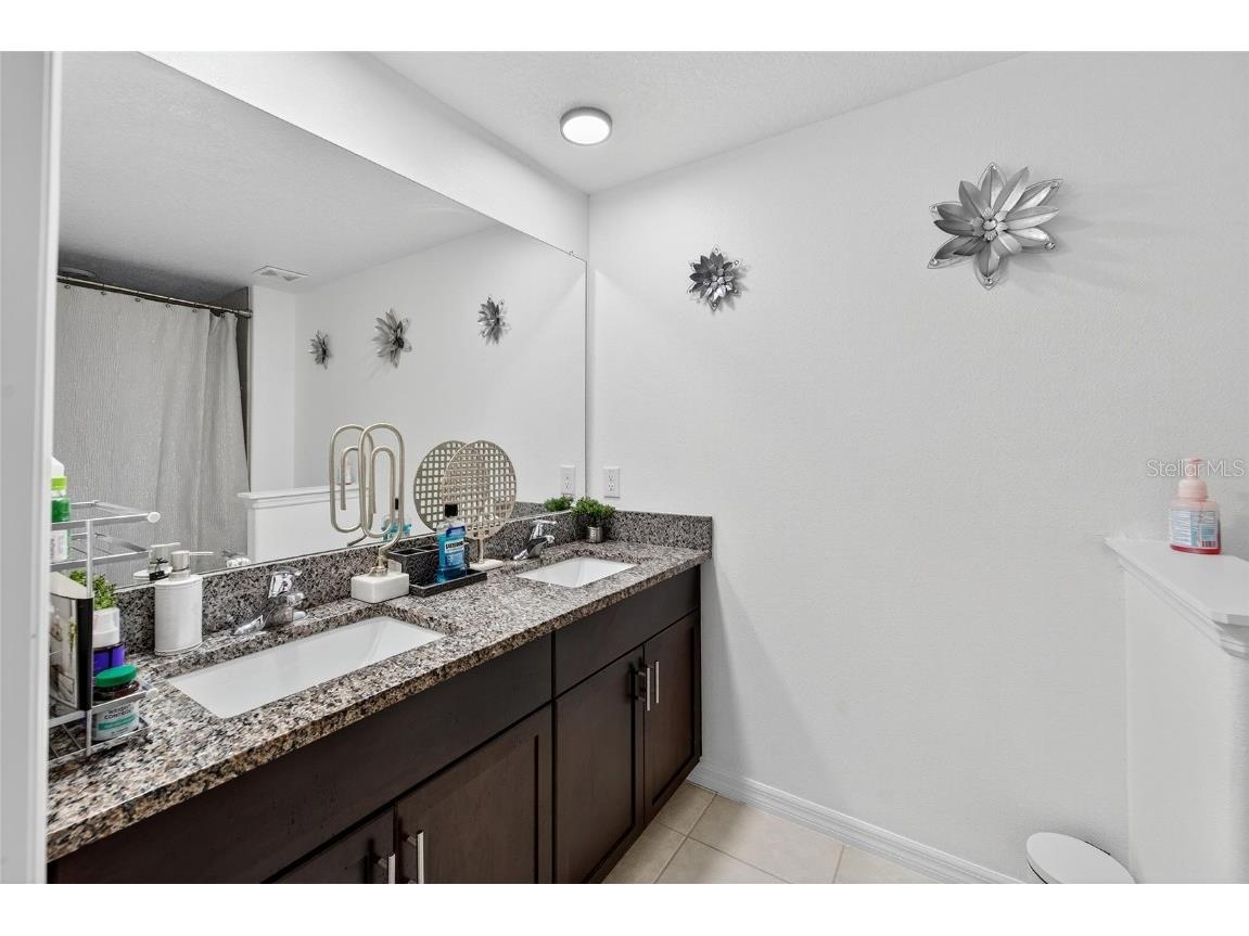 14446 Editors Note Street Ruskin FL 33573 TB8417406 image30