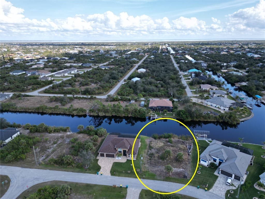 14446 Maysville Circle Port Charlotte FL 33981 - KANSAS CITY WATERWAY D6140565 image1