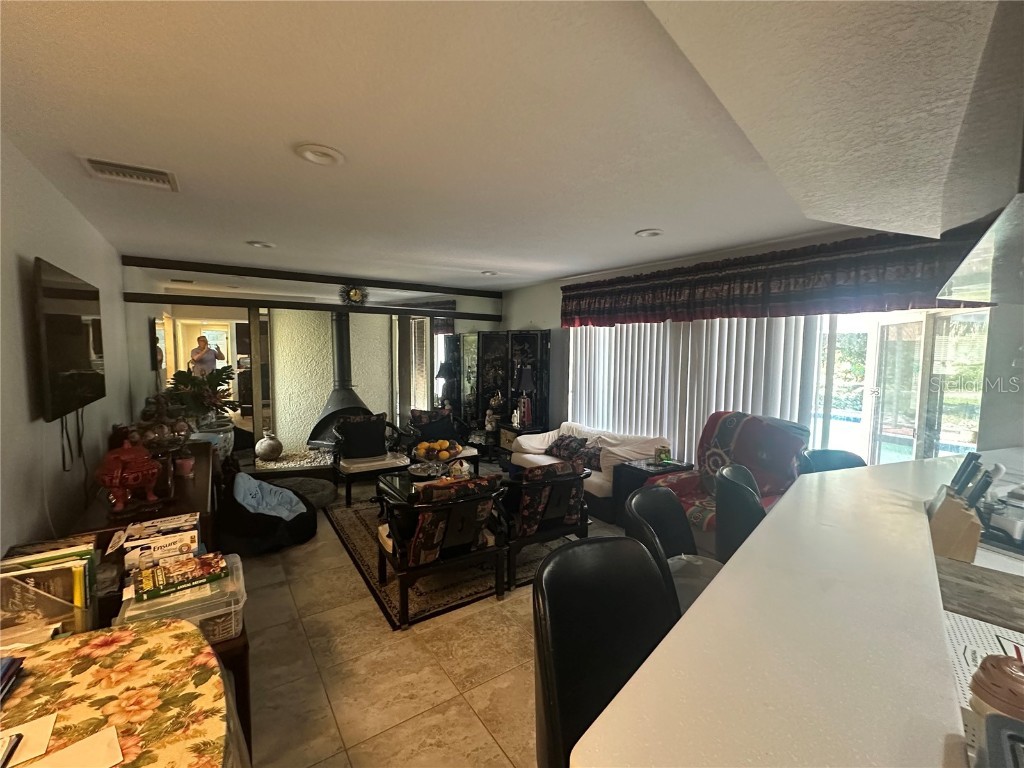 1445 72nd Avenue NE Saint Petersburg FL 33702 TB8383414 image4