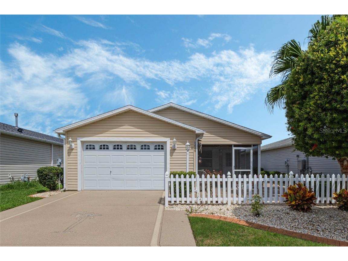 1445 Crestwood Lane The Villages FL 32162 O6242409 image1