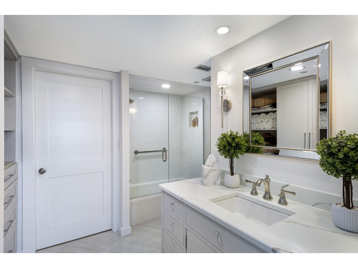 1445 Gulf Of Mexico Drive #304 Longboat Key FL 34228 - GULF OF MEXICO A4663026 image21