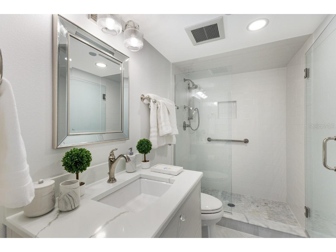 1445 Gulf Of Mexico Drive #304 Longboat Key FL 34228 - GULF OF MEXICO A4663026 image27