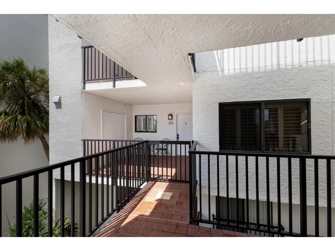 1445 Gulf Of Mexico Drive #304 Longboat Key FL 34228 - GULF OF MEXICO A4663026 image3