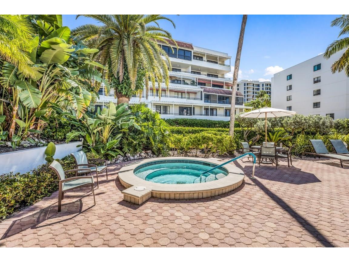 1445 Gulf Of Mexico Drive #304 Longboat Key FL 34228 - GULF OF MEXICO A4663026 image48