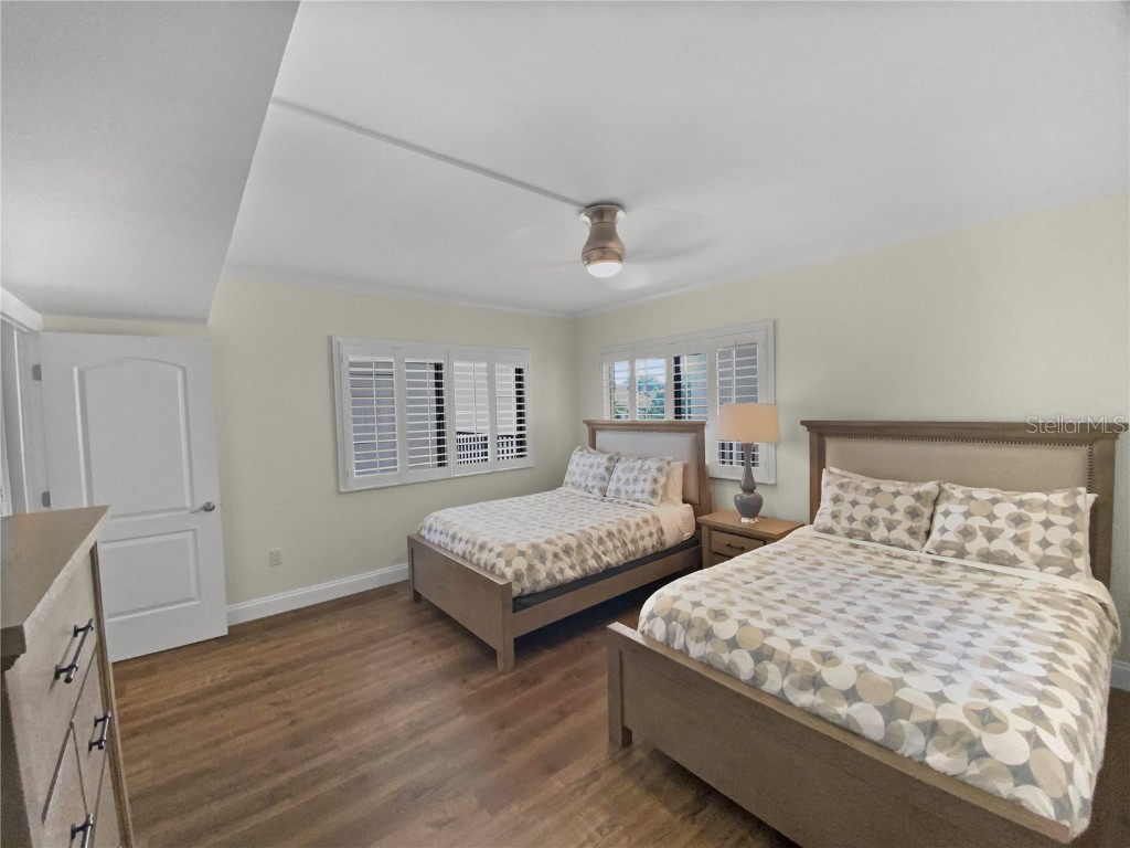 1445 Gulf Of Mexico Drive #305 Longboat Key FL 34228 A4671205 image6