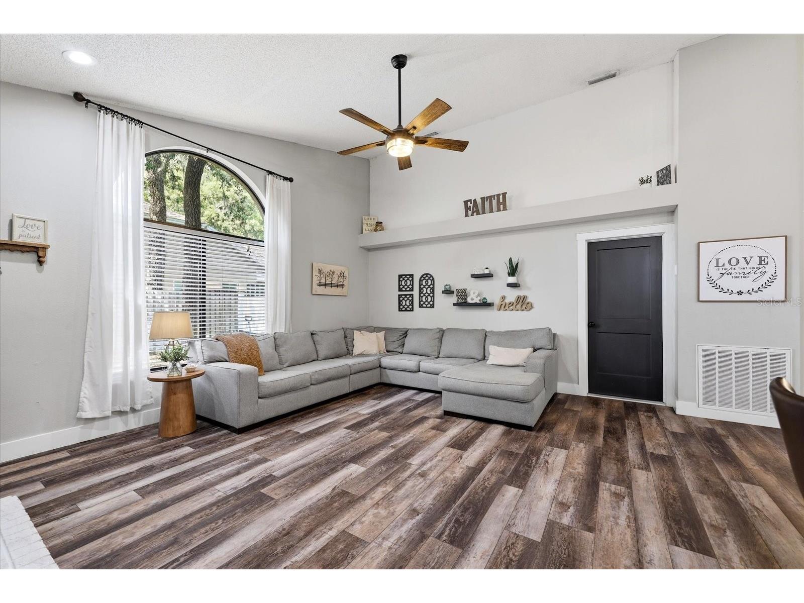 1445 Waterwood Drive Lutz FL 33559 O6405469 image21