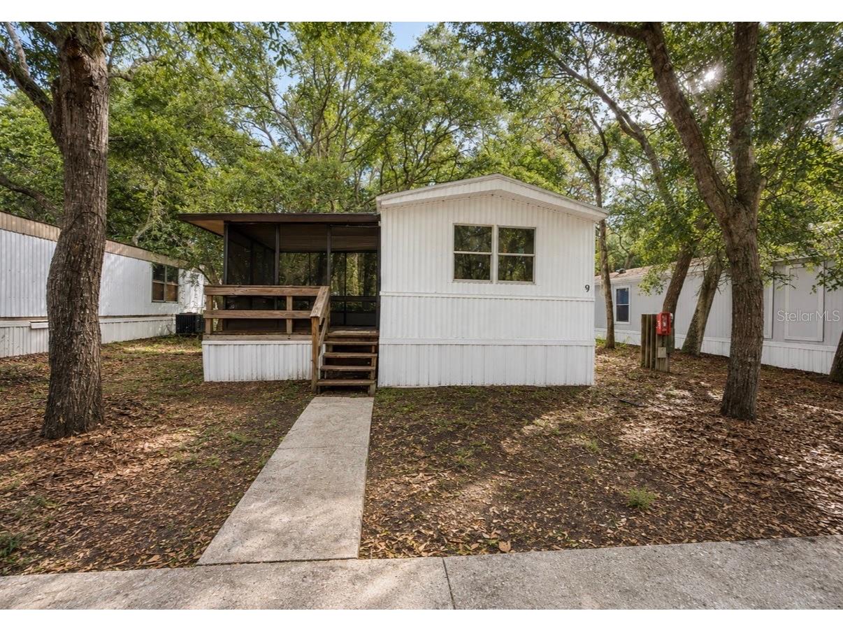 14455 E Highway 25 #9 Ocklawaha FL 32179 G5112963 image1