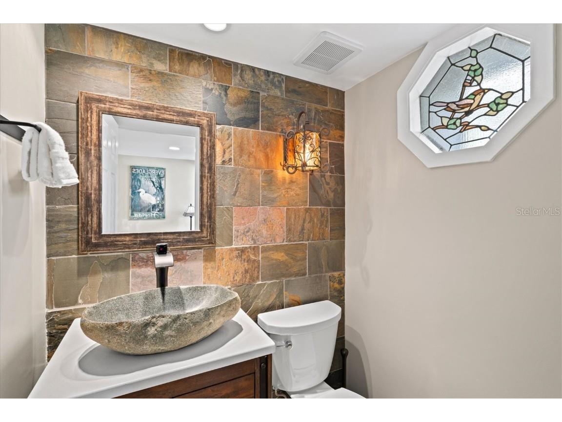 1447 Landings Circle #68 Sarasota FL 34231 A4639176 image5