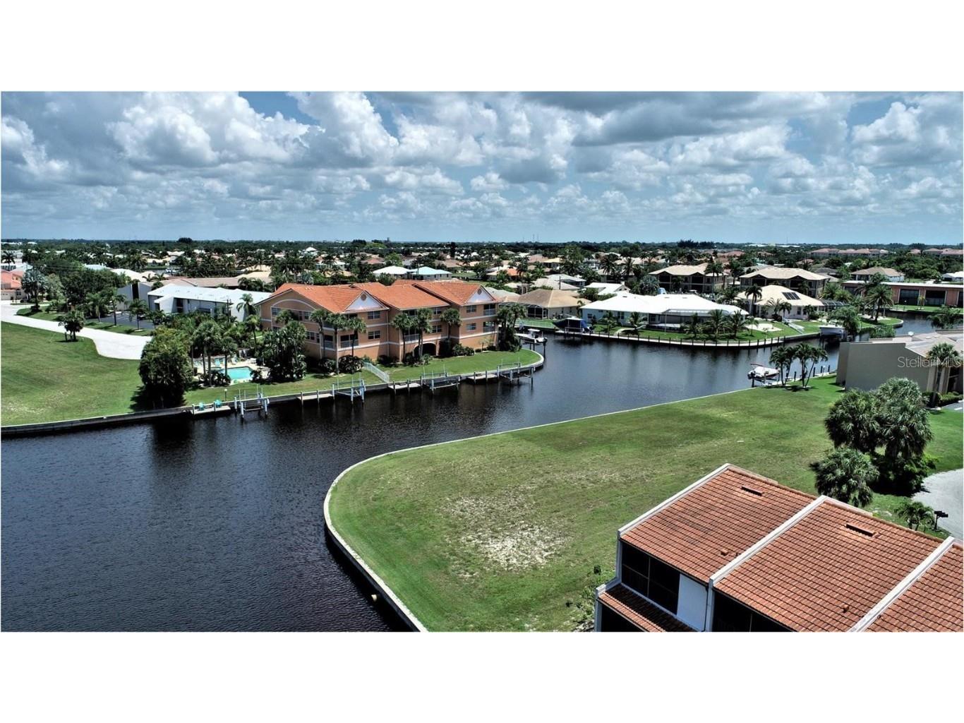 1447 Mediterranean Drive Punta Gorda FL 33950 A4591943 image5