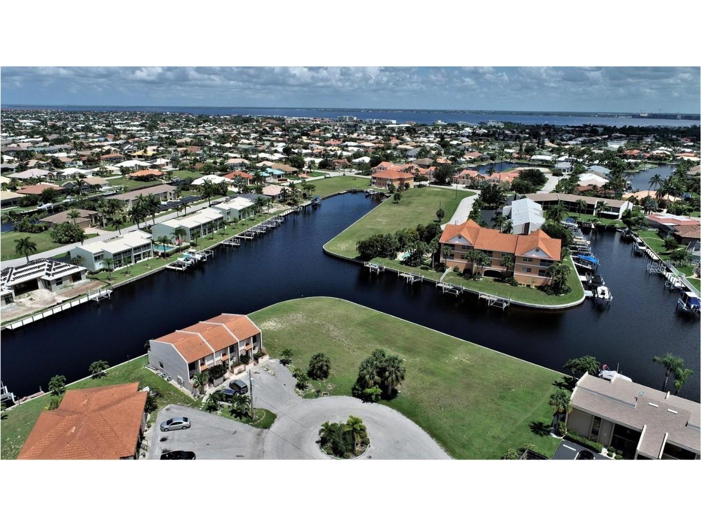 1447 Mediterranean Drive Punta Gorda FL 33950 A4591943 image6