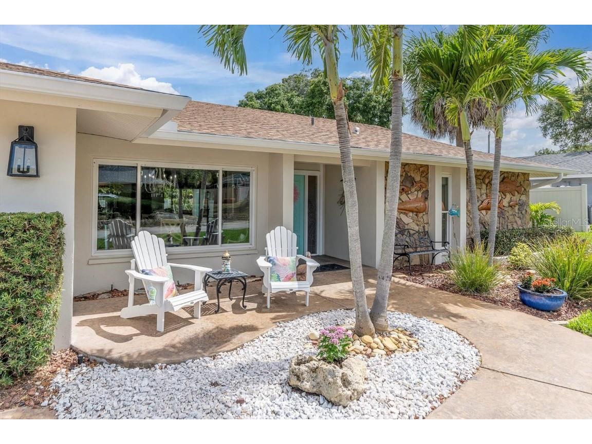 14475 Bay Hills Drive Largo FL 33774 U8247327 image1