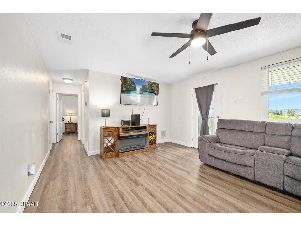 1448 Flomich Street Daytona Beach FL 32117 FC313931 image13