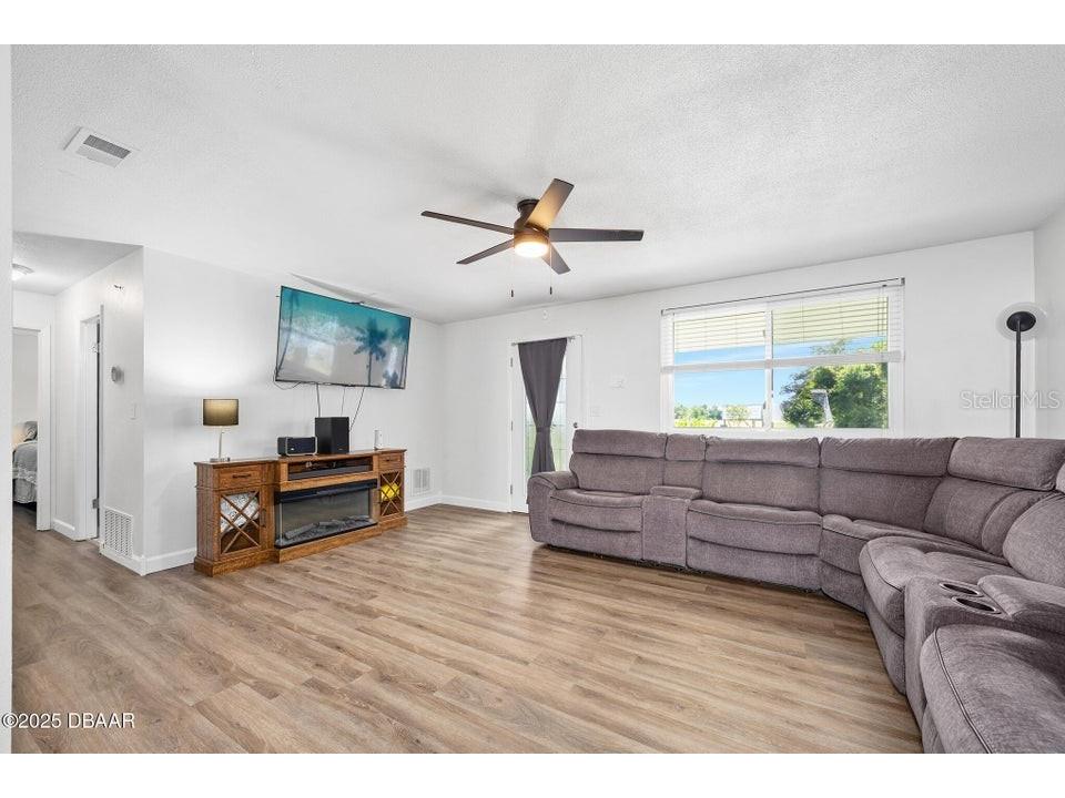 1448 Flomich Street Daytona Beach FL 32117 FC313931 image6