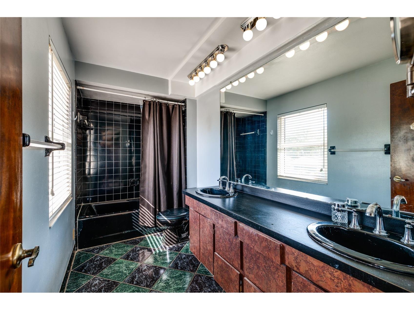 1449 45th Avenue NE Saint Petersburg FL 33703 TB8493813 image27