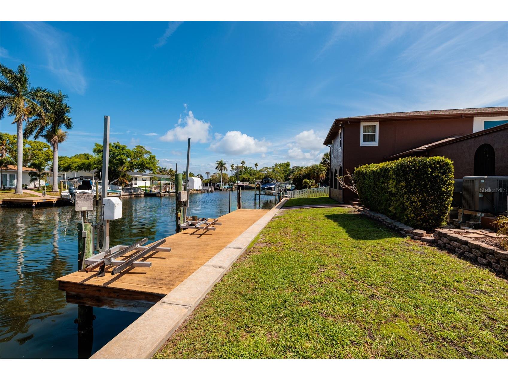 1449 45th Avenue NE Saint Petersburg FL 33703 TB8493813 image46