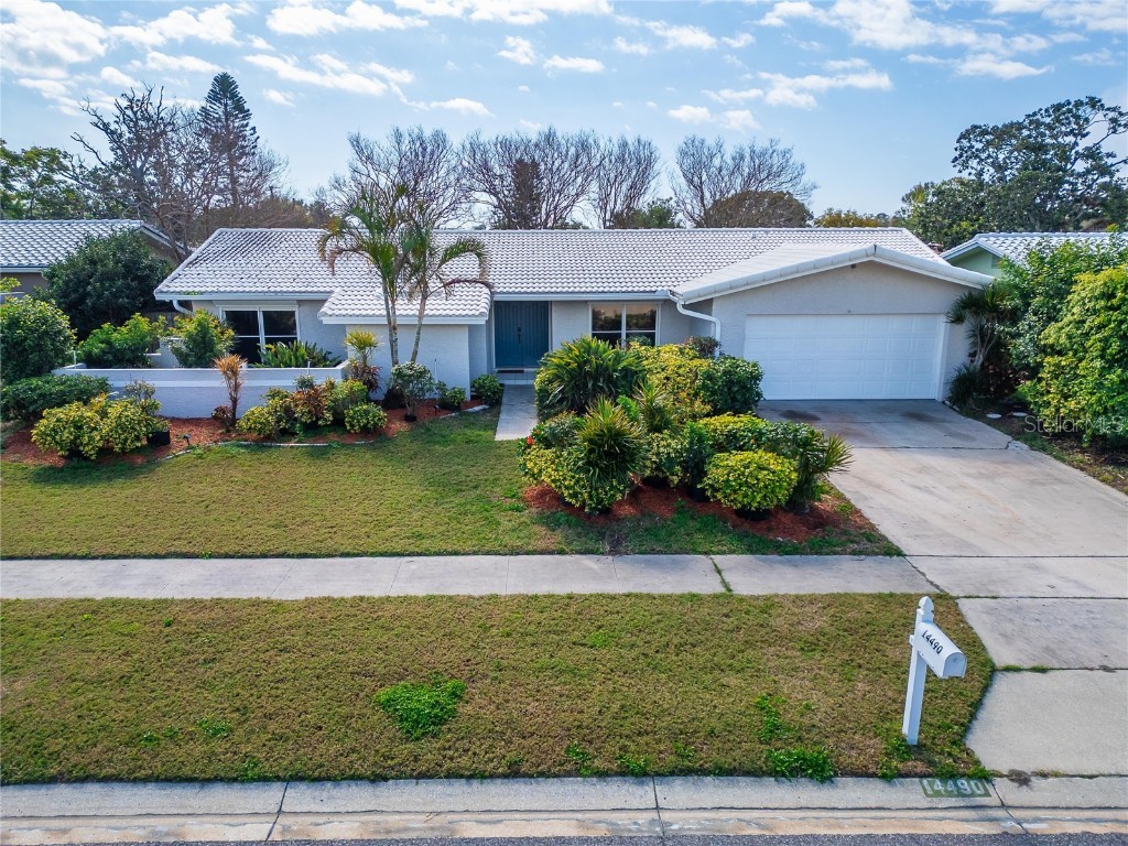 14490 Passage Way Seminole FL 33776 TB8347749 image1