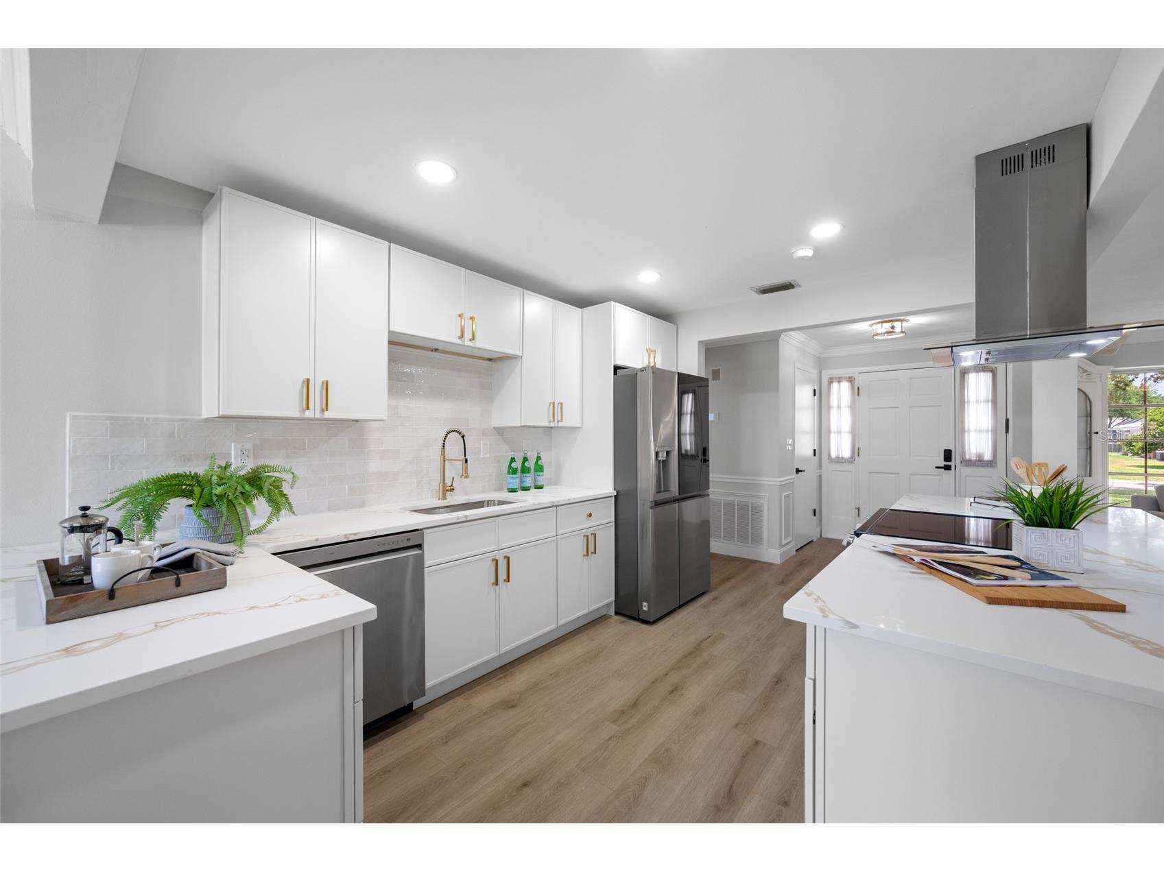 14499 Mooring Drive Seminole FL 33776 TB8525976 image1