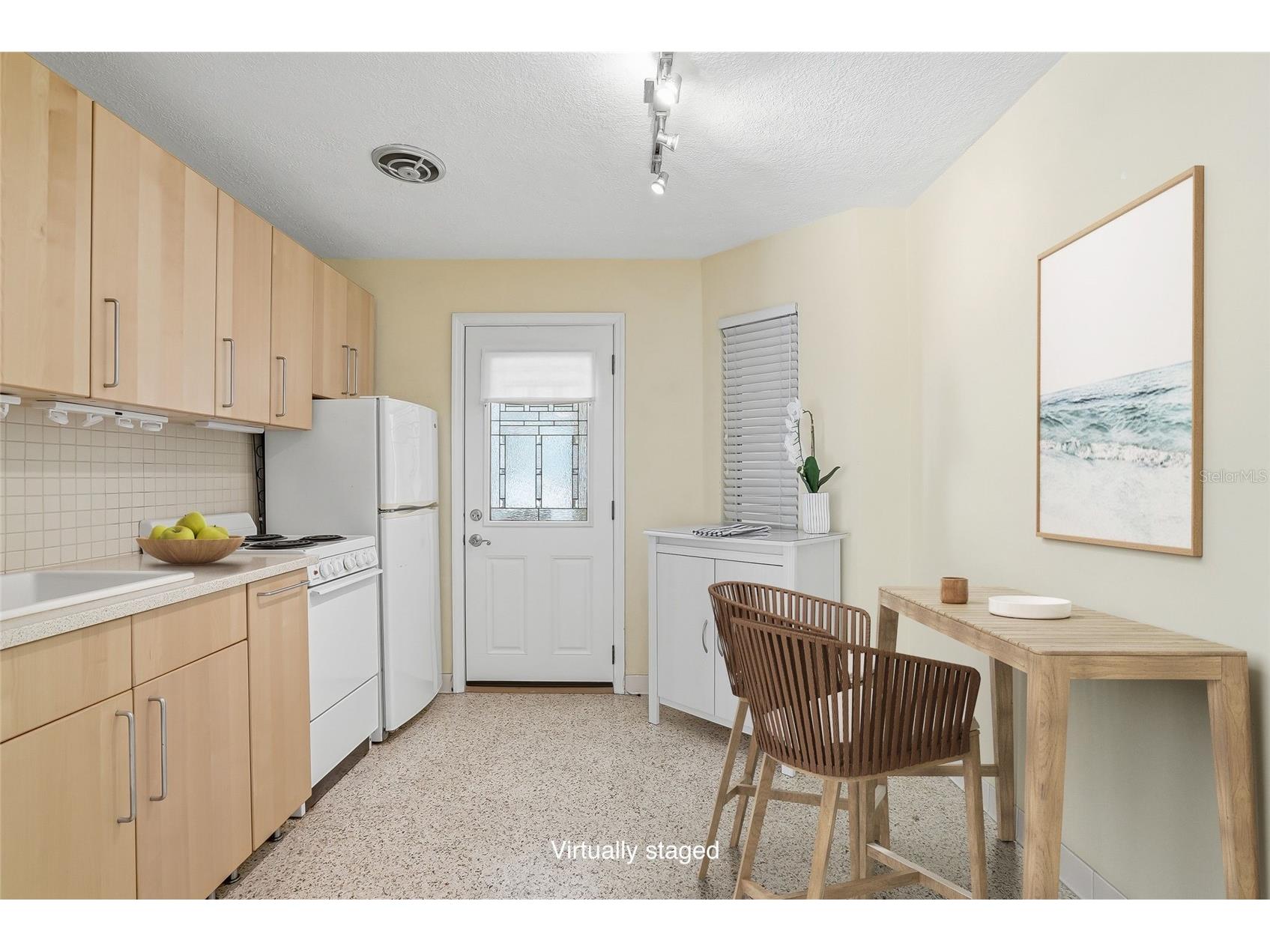 145 10th Avenue N #1 Saint Petersburg FL 33701 TB8499402 image11