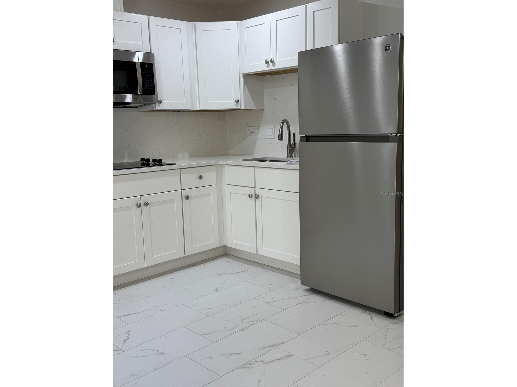 145 10th Avenue N #7 Saint Petersburg FL 33701 TB8509059 image8