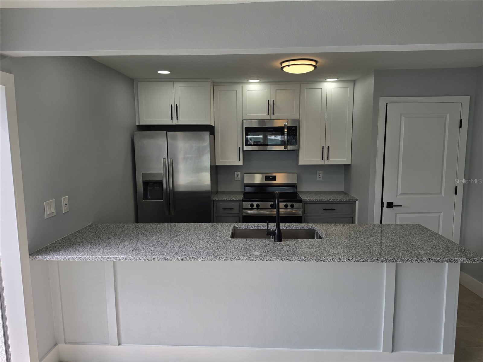 145 131st Avenue E #3 Saint Petersburg FL 33708 TB8516248 image3